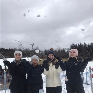 Meet your Posher, Kaia